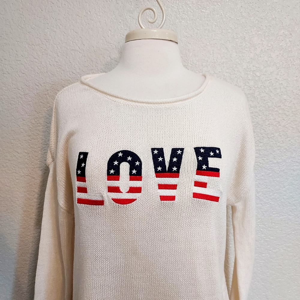 Marled Cream Sweater with "LOVE" lettering in American Flag Colors Size … - Picture 4 of 12